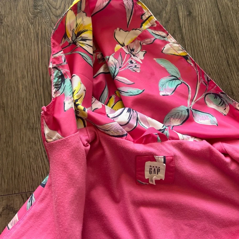 N/A gap pink